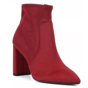 Stretch Pointy Toe Booties Women Size 6.5 but fits more like a 6